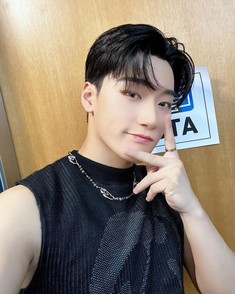 230629 ATEEZ Instagram Update - San documents 2