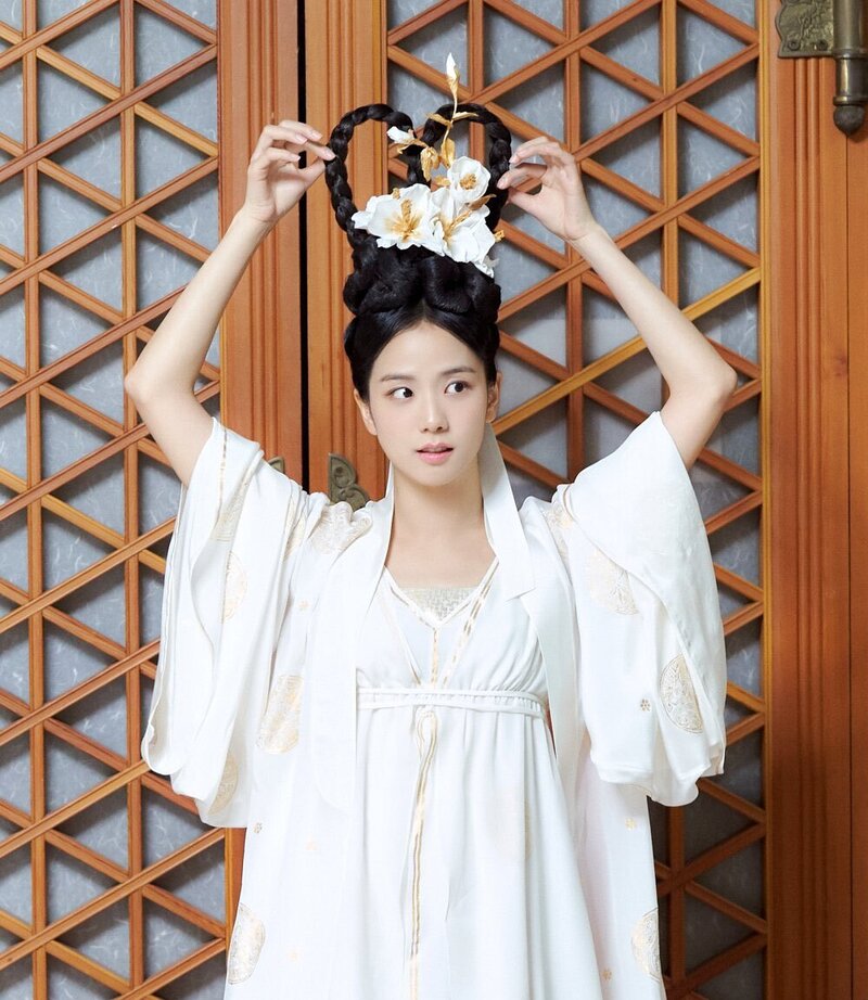 Jisoo as Korean Traditional Fairy in the movie “Dr. Cheon and the lost Talisman” documents 13
