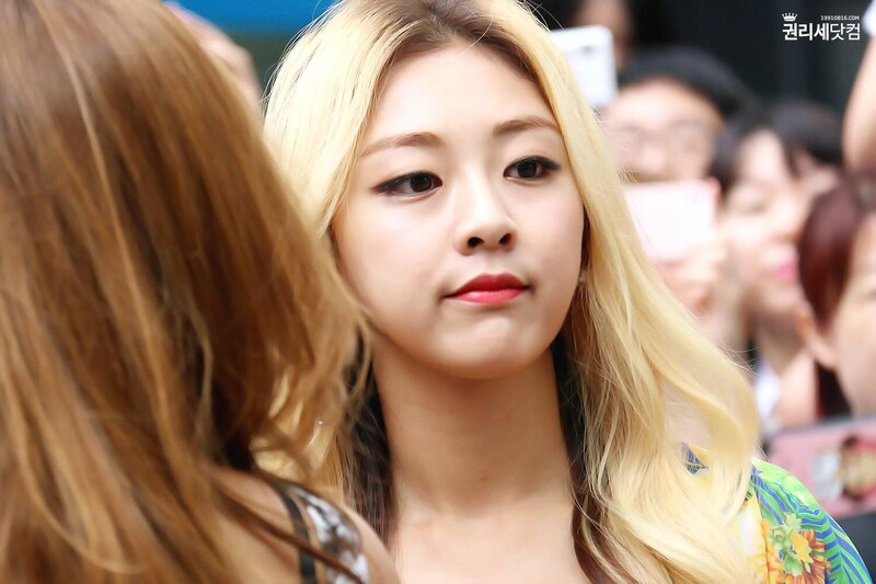 140807 Ladies' Code RiSe  at Myeongdong Guerrilla Concert documents 2