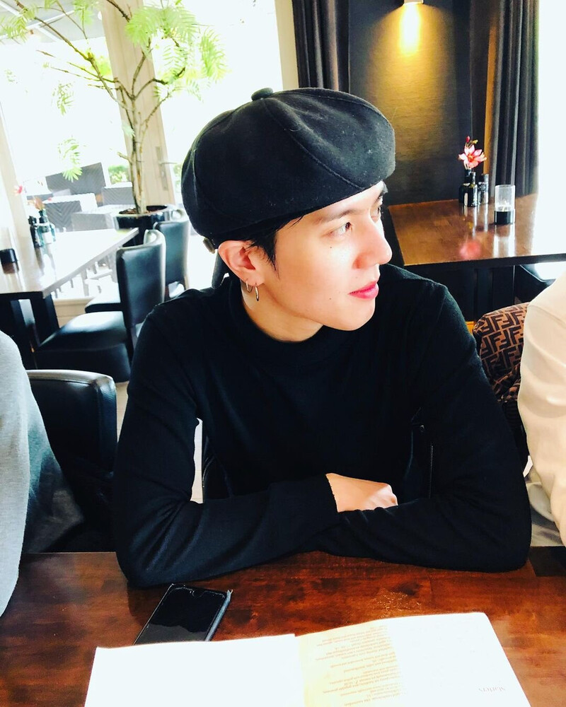 191007 GOT7 Yugyeom Instagram Update documents 1