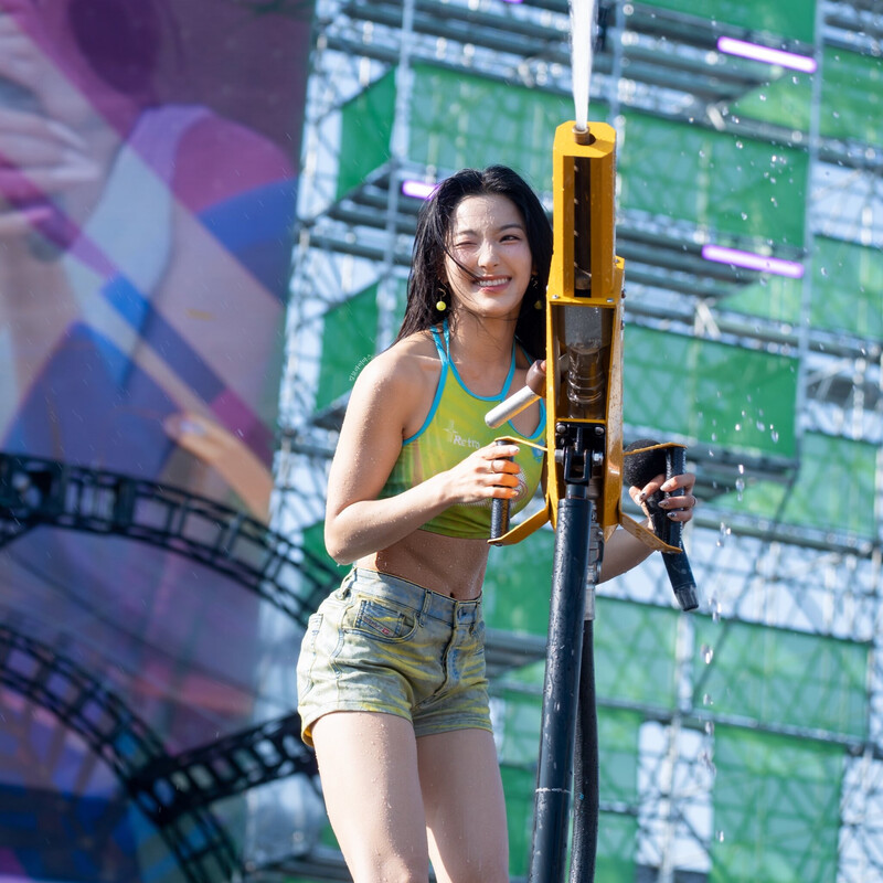 240803 fromis_9 Saerom - Waterbomb Festival in Incheon documents 5