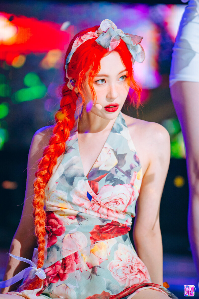 220710 SUNMI - Heart Burn at Inkigayo documents 4