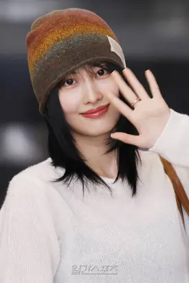 240419 TWICE Momo at Gimpo International Airport