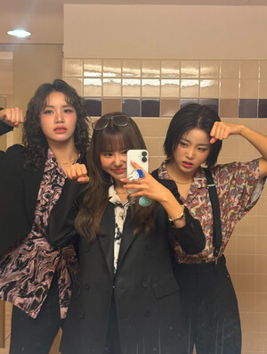 241128 - YOUNG POSSE Members Twitter Update with SUNHYE, DOEUN n JIEUN