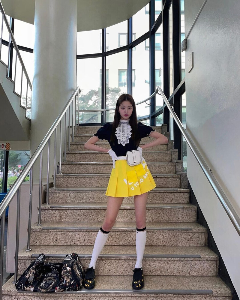 220523 Wonyoung Instagram Update documents 2