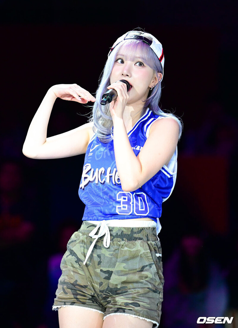 241222 VIVIZ Eunha - Hana Bank 2024-25 Women's Professional Basketball All-Star Festival documents 7