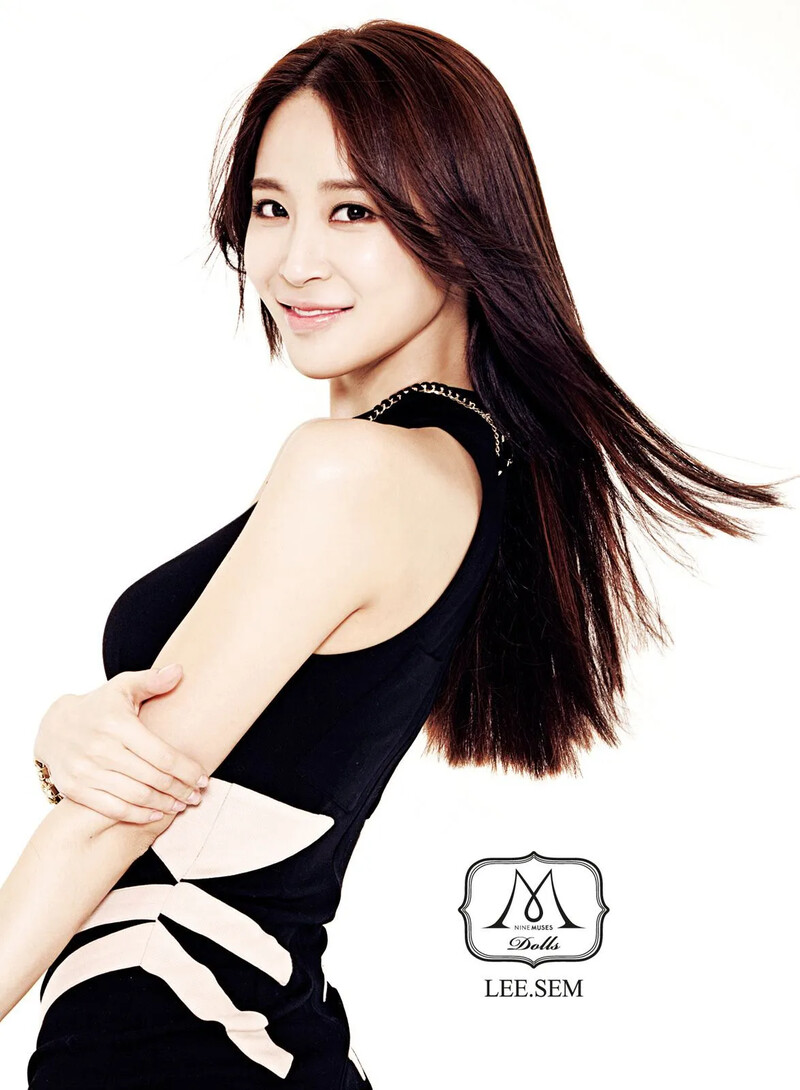 9MUSES_Lee_Sem_Dolls_promo_photo 1.jpg