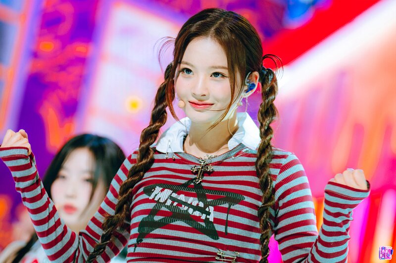 230326 NMIXX Sullyoon - 'Love Me Like This' at Inkigayo documents 1