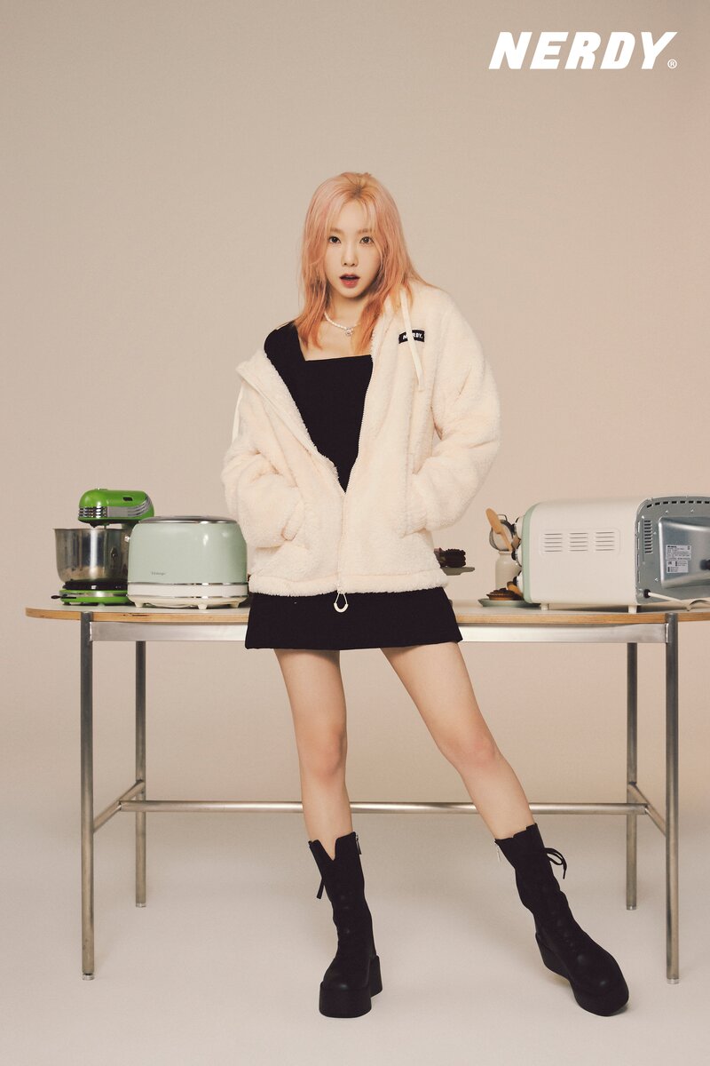 Taeyeon x NERDY 2021 Winter Collection documents 6