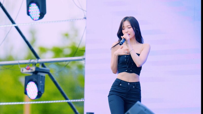 240605 OH MY GIRL Arin - Sejong Young Merchant Festival documents 12