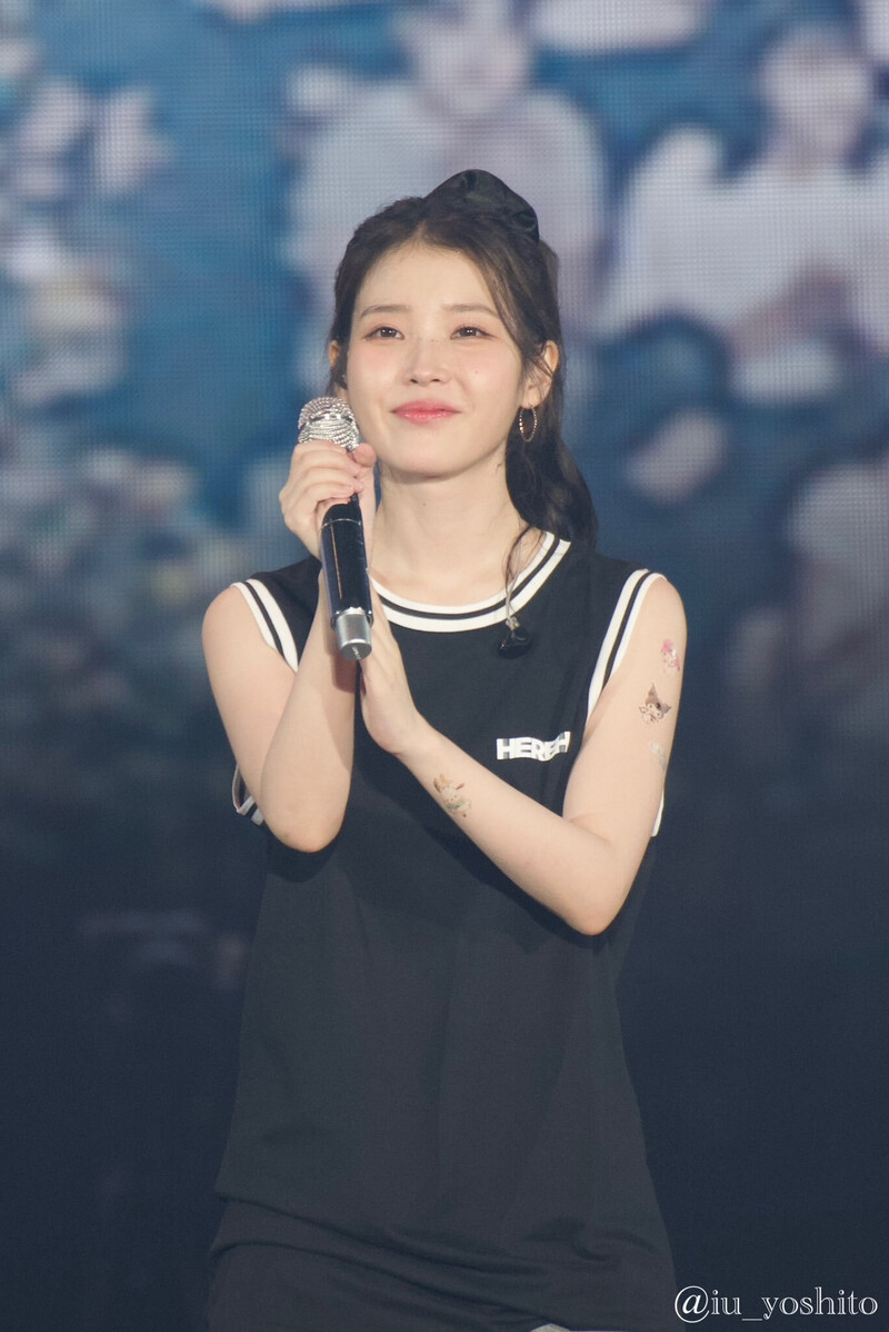 240707 IU - ‘H.E.R.’ World Tour in Osaka Day 2 documents 2