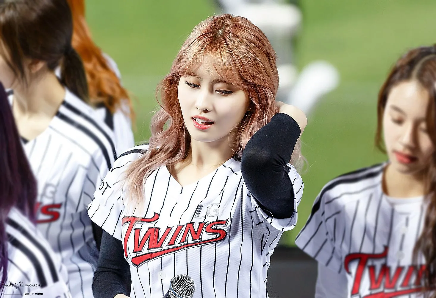 190414 LG TWINS #TWICE #MOMO