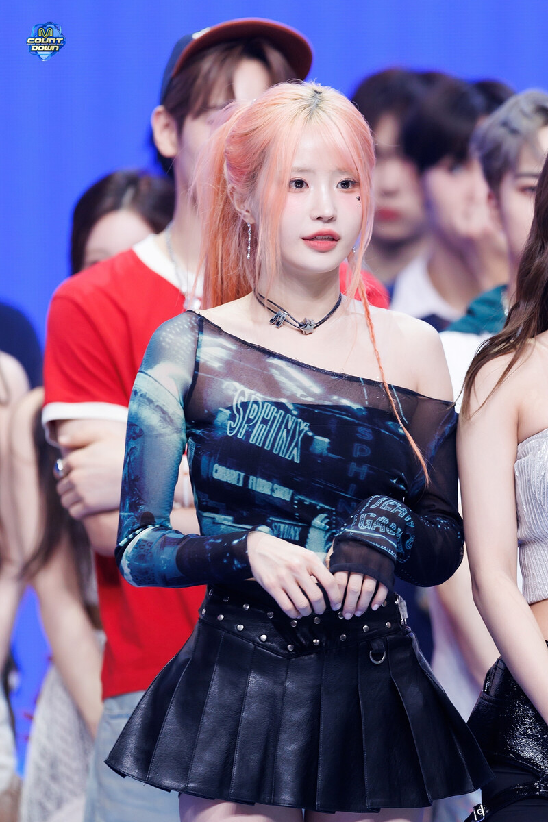 240822 fromis_9 Hayoung - 'Supersonic' + Encore Stage at M Countdown documents 5