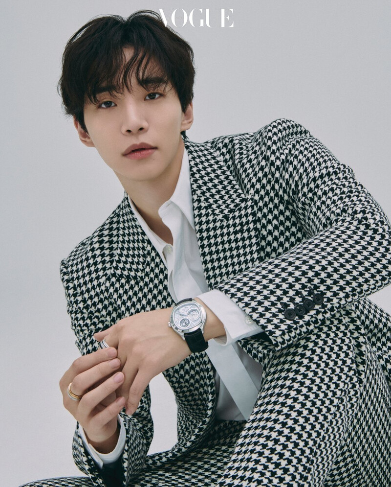 2PM JUNHO for VOGUE Korea 'Time And Gem' x PIAGET September Issue 2022 documents 7