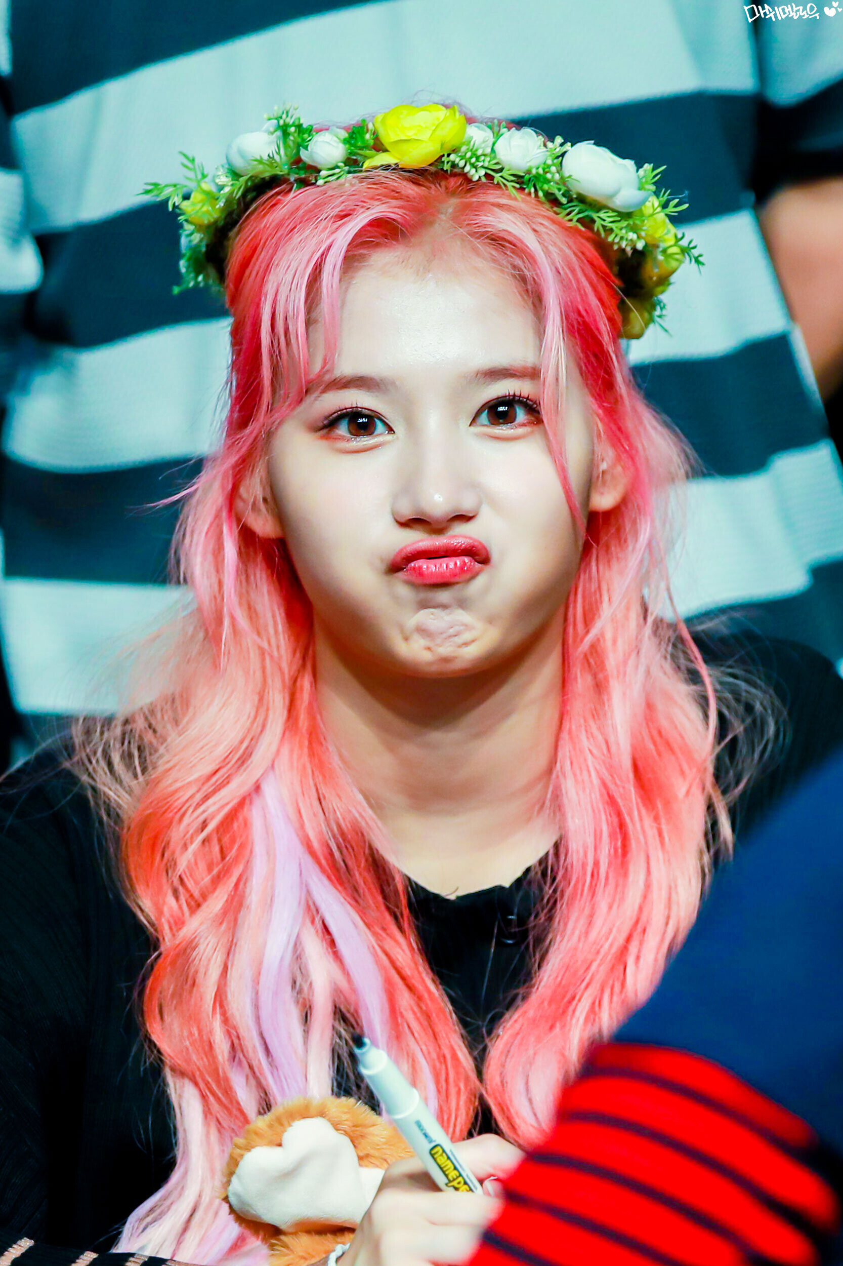 191005 TWICE Sana at Fansign Event | kpopping