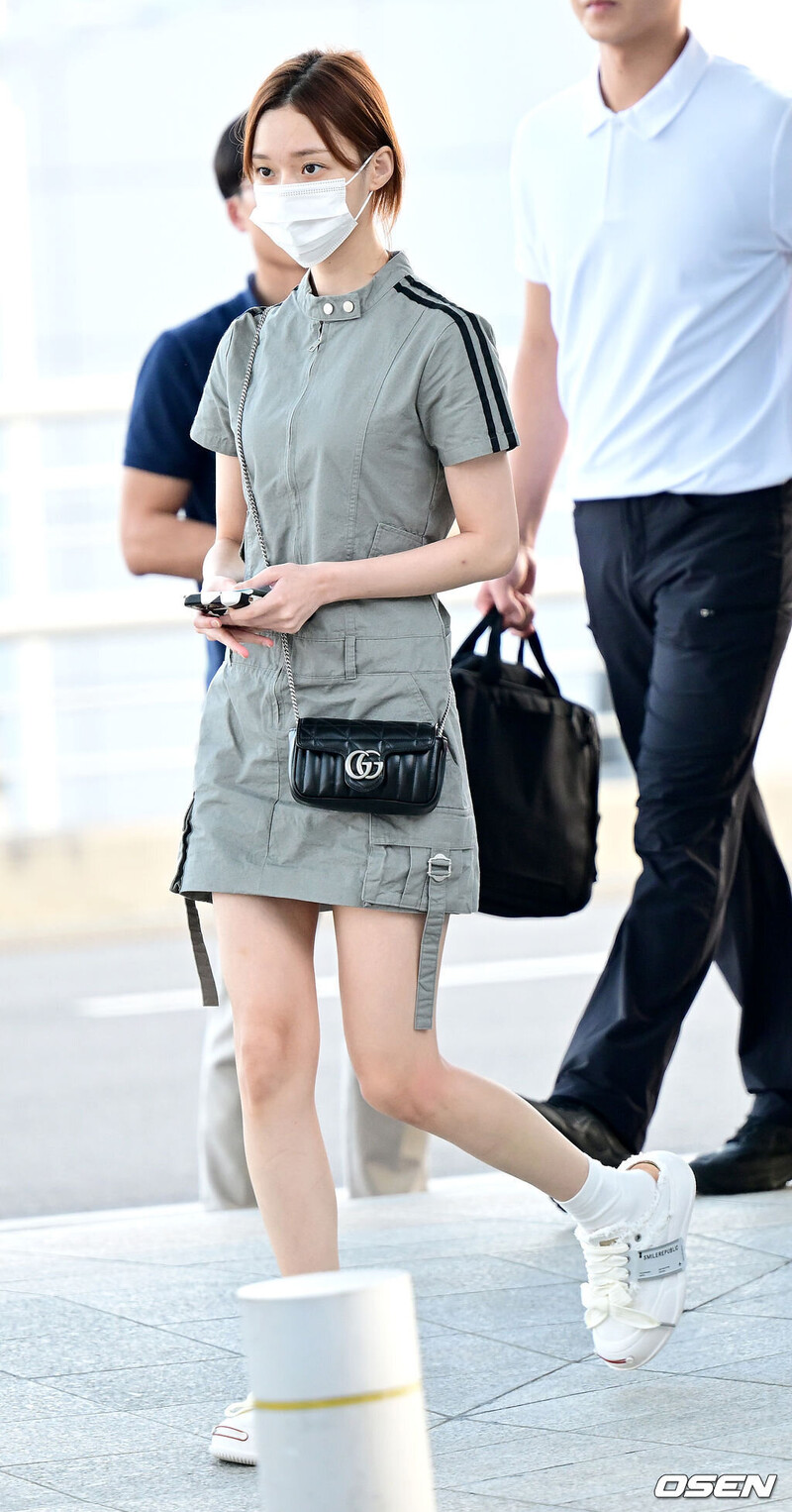 230728 aespa Winter at Incheon International Airport documents 3