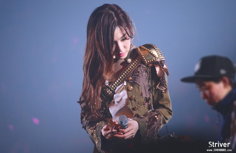 160130 Girls' Generation Tiffany at 'Phantasia' Concert in Bangkok Day 1 documents 3