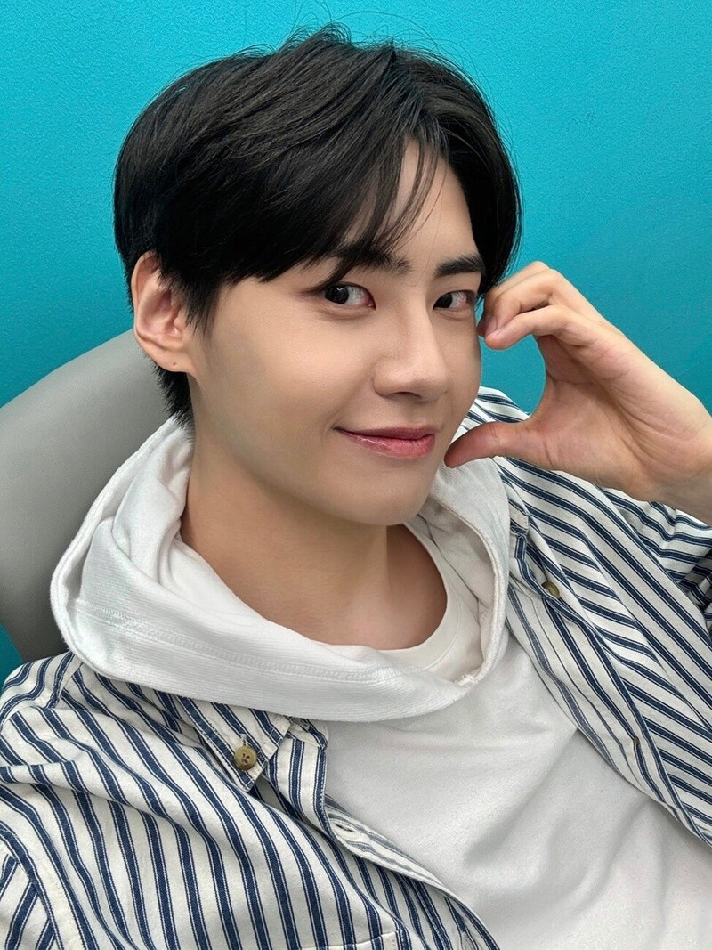 240519 - Jinhyuk Twitter Update documents 2