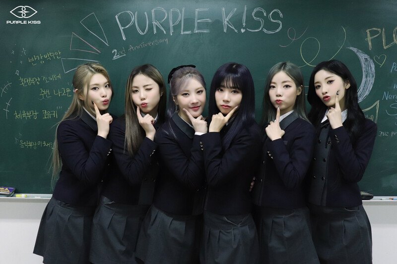 PURPLE KISS - Debut 2nd Anniversary Behind [P.S DIARY] documents 3