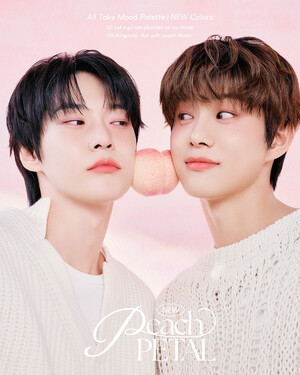 NCT Doyoung and Jungwoo for Peripera All Take Mood palette Fancy Flower and Peach Petal