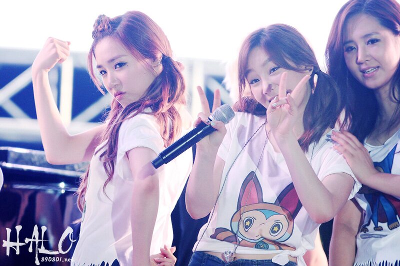 120818 Girls' Generation at SMTown in Seoul documents 8