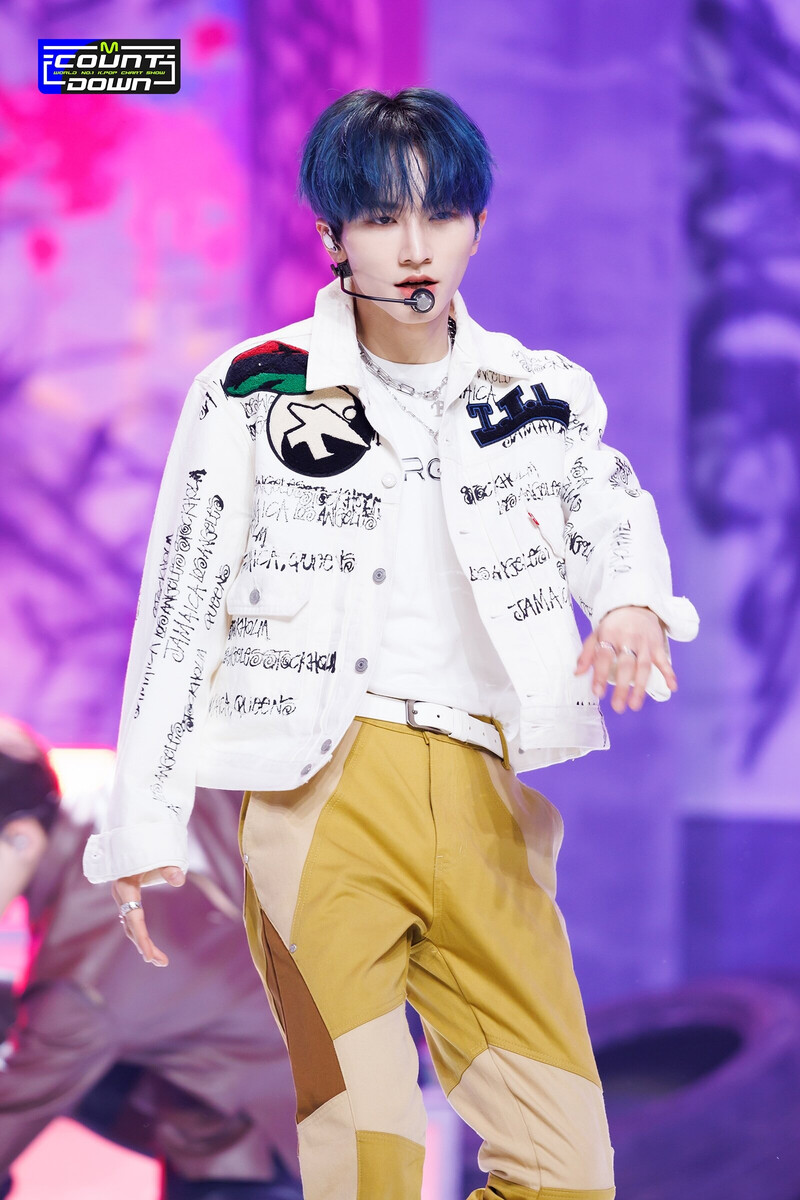 221229 TO1 - 'Troublemaker' at M Countdown (Jisu) documents 7