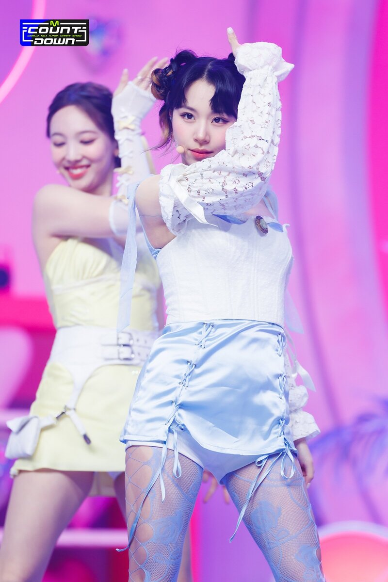 220901 TWICE Chaeyoung 'Talk that Talk' at M Countdown documents 3