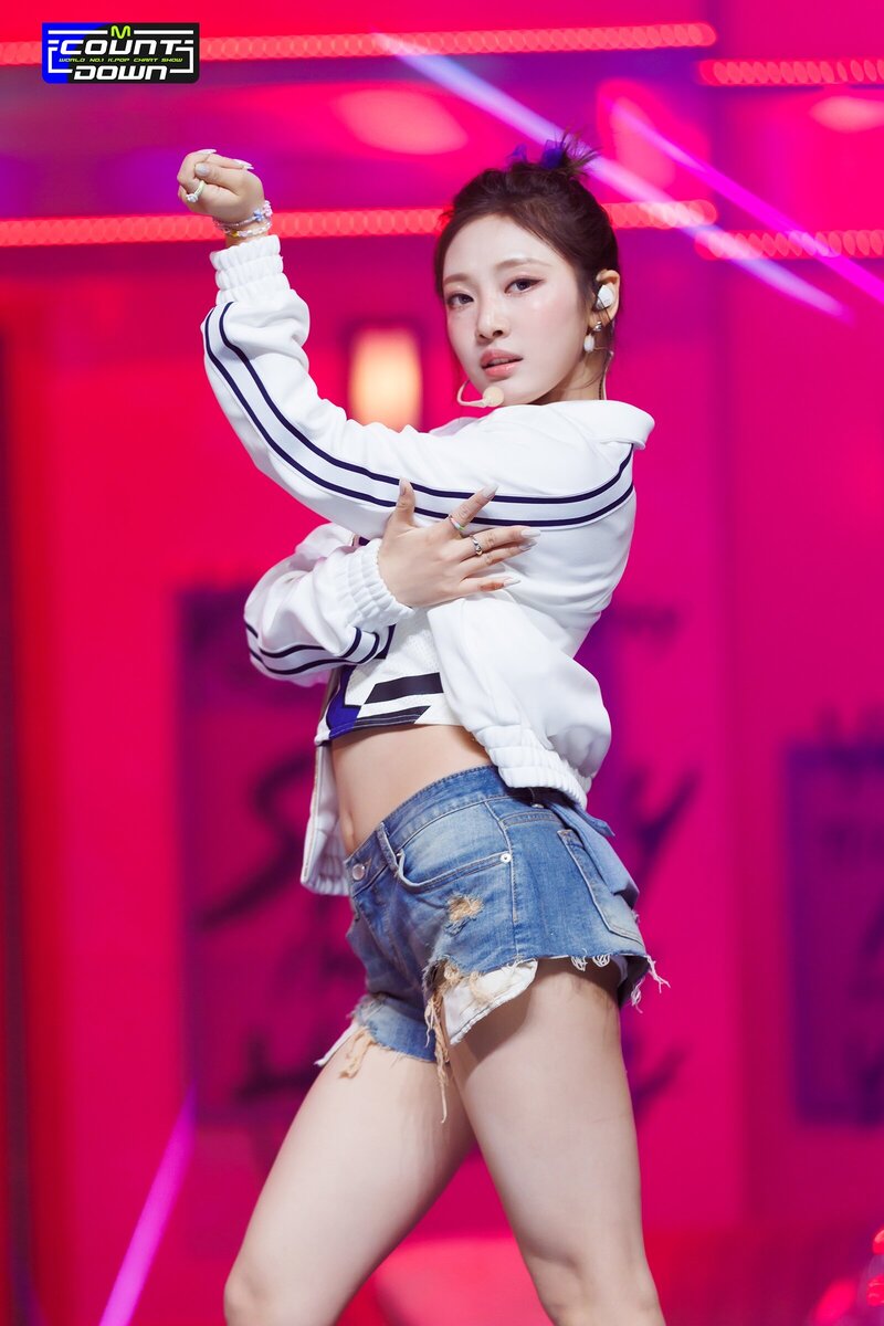 230511 aespa Ningning 'Spicy' at M Countdown documents 6