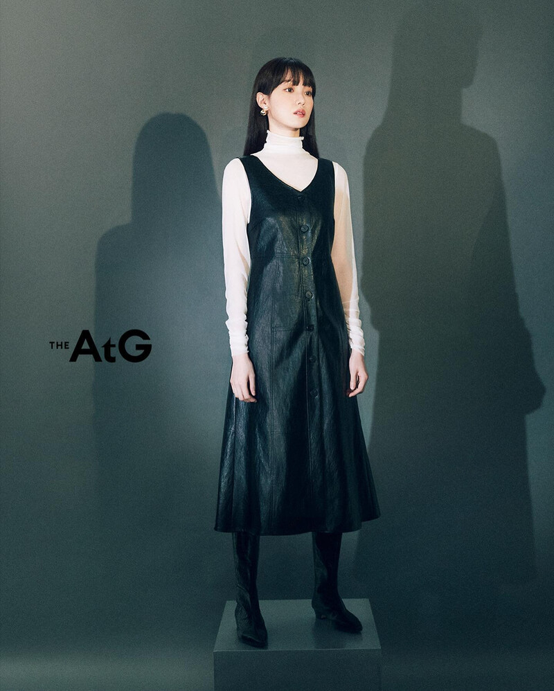 LEE SUNG KYUNG for The AtG 2022 Fall Collection documents 18