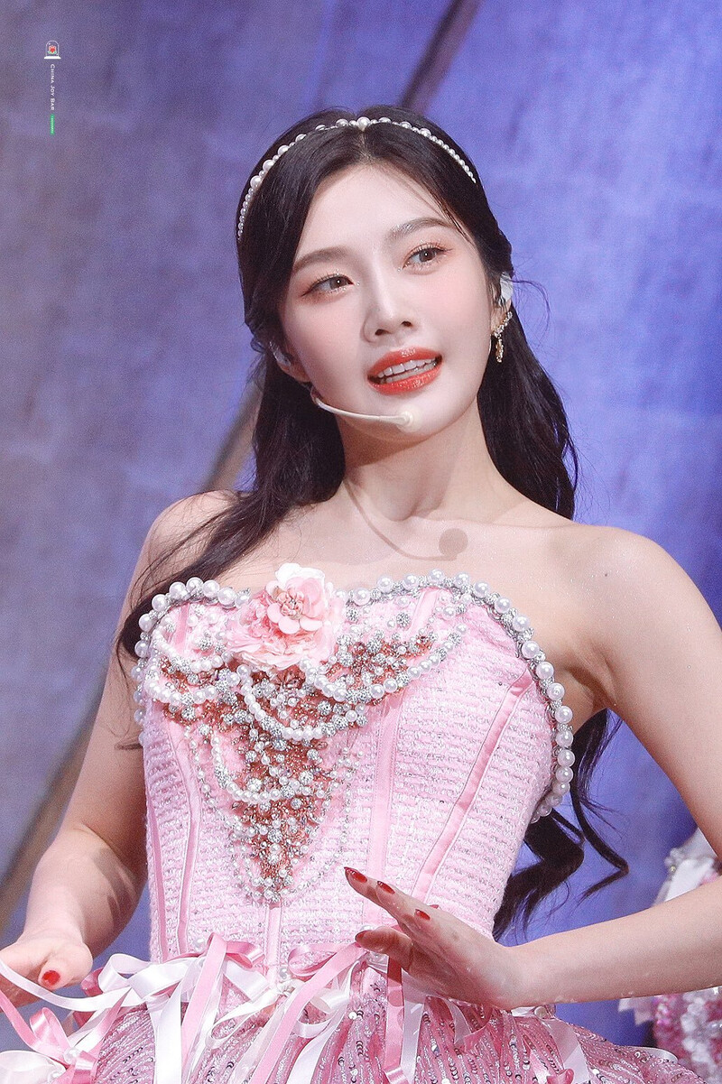 230401 Red Velvet Joy - 'R to V' Concert in Seoul Day 1 documents 7