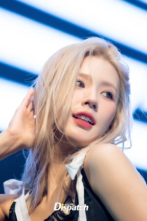 221006 (G)I-DLE Miyeon - '2022 (G)I-DLE WORLD TOUR ［JUST ME ( )I-DLE]' in SINGAPORE by Dispatch
