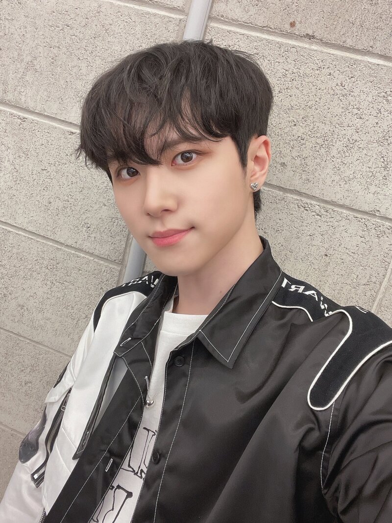 220507 Wei Twitter Update - Donghan documents 2