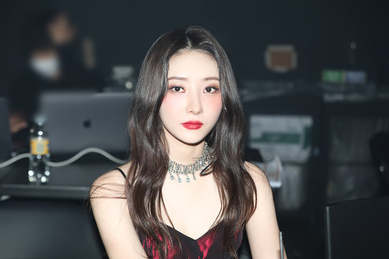 220826 Dreamcatcher Naver Post - SuA 'No Dot' Special Clip documents 11