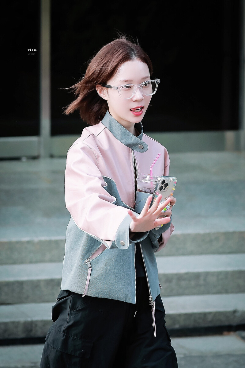 230519 aespa Winter - Music Bank Commute documents 2