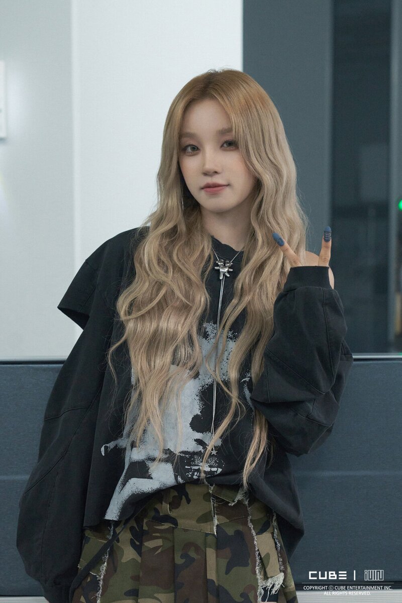 231013 CUBE Naver Post - (G)I-DLE - 'I Want That' MV Behind documents 4