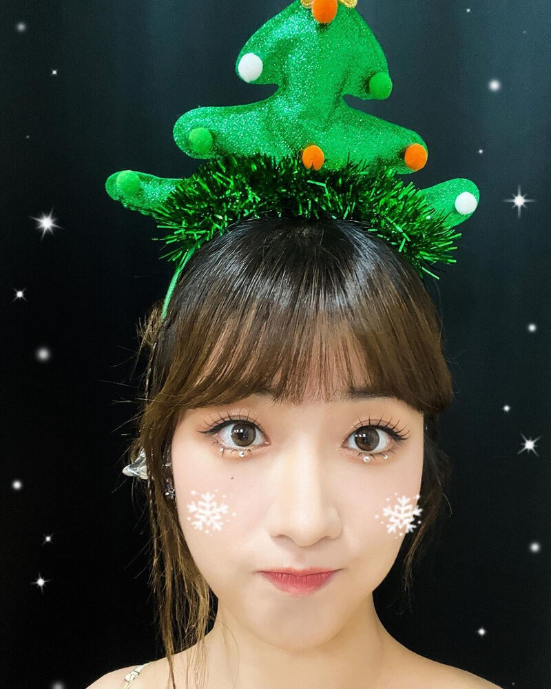 221225 APINK instagram update - Christmas documents 3