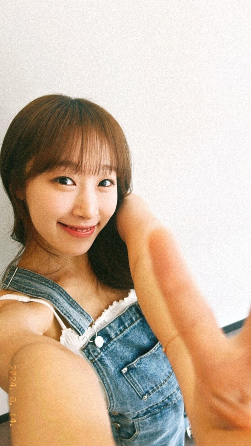 240903 - WJSN Twitter Update with SOOBIN documents 1