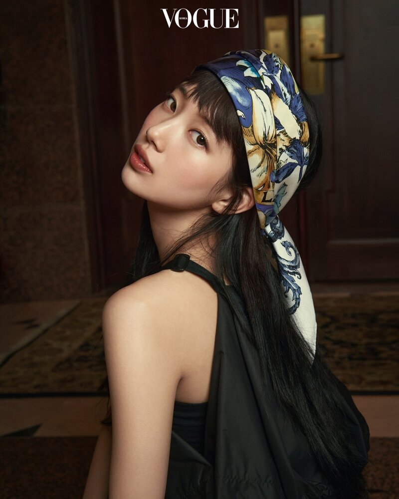 Bae Suzy for Vogue Korea x Dior 2022 Cruise Collection documents 2