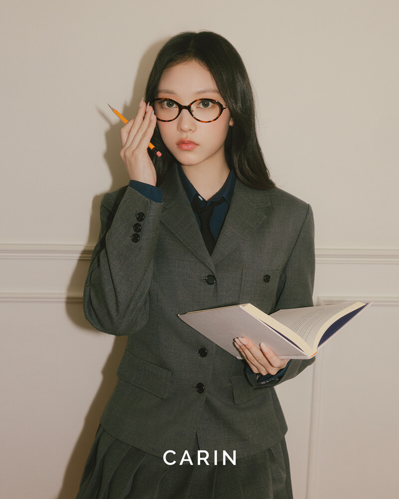 NewJeans for Carin - 24FW Eyeglasses Collection 'Can't Take My Eyes Off You' documents 2