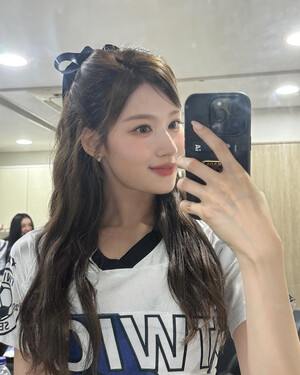 240906 - SANA Instagram Update