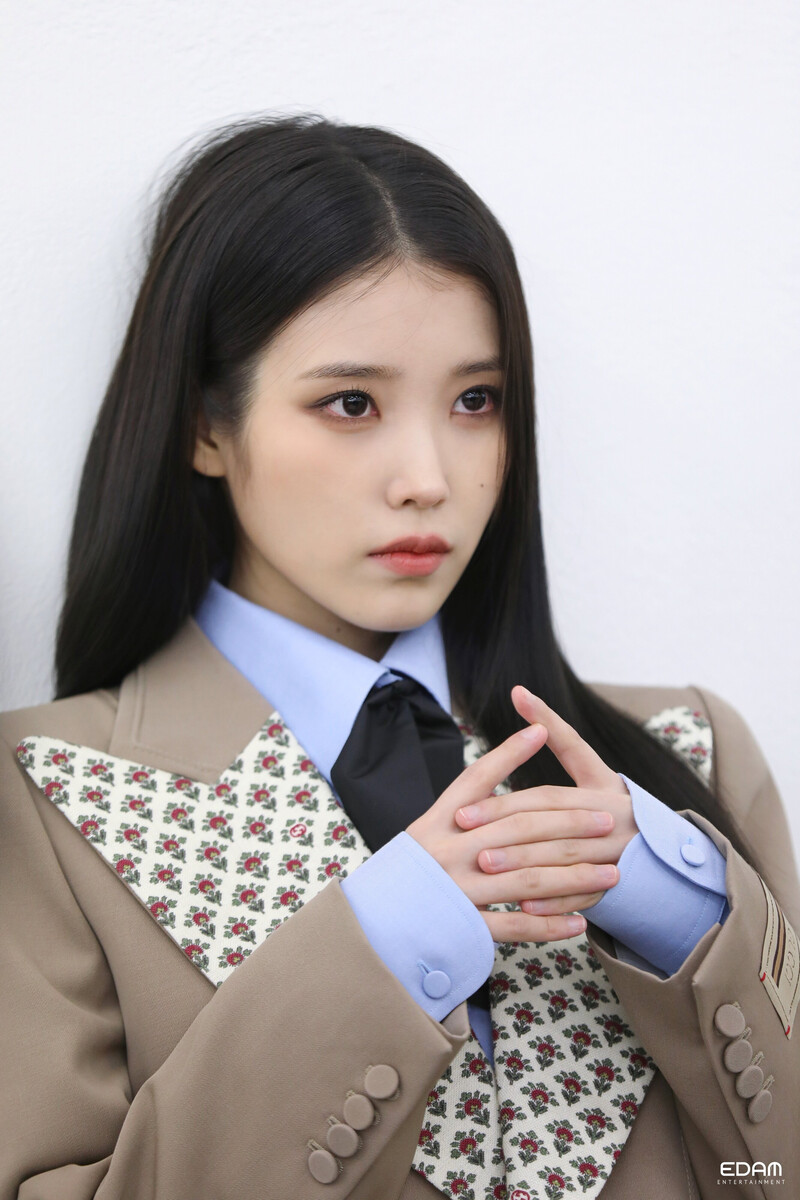 230223 EDAM Naver Post - IU - Harper's Bazaar Photoshoot Behind documents 2