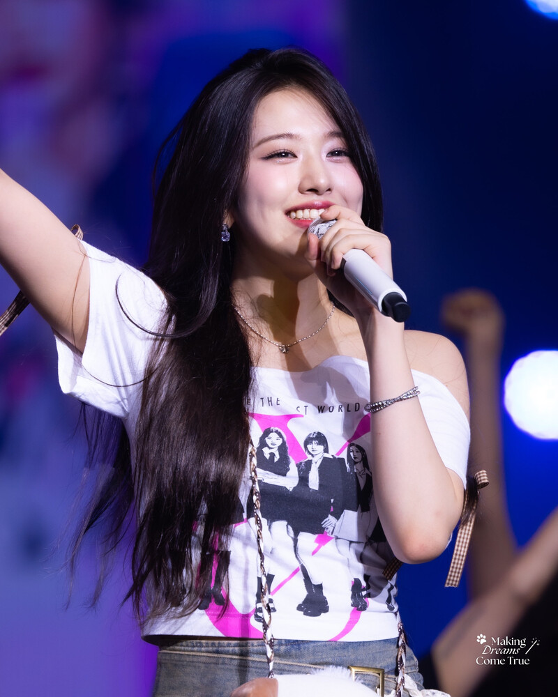 240707 IVE Yujin - 1st World Tour ‘Show What I Have’ in Hong Kong Day 2 documents 5