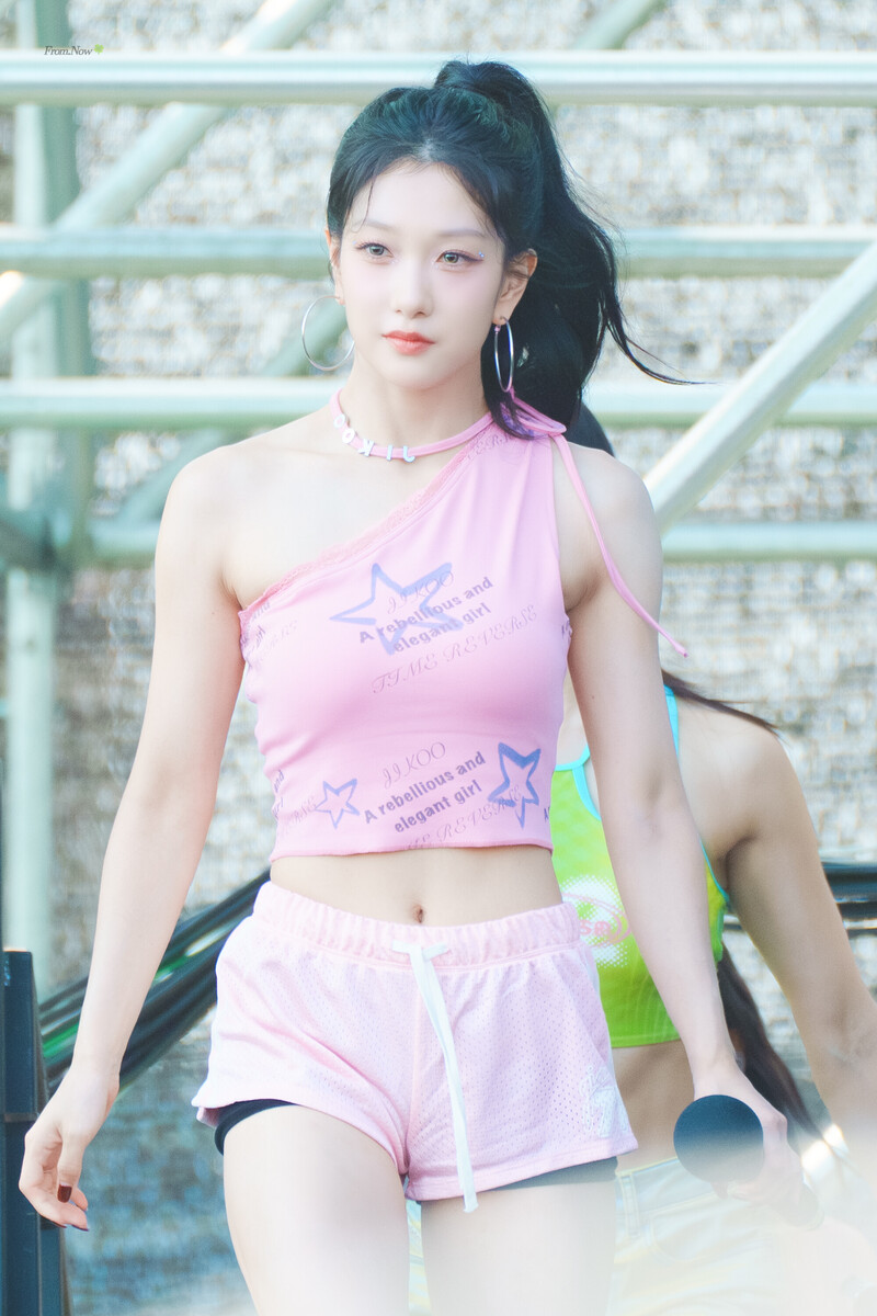 240803 fromis_9 Seoyeon - Waterbomb Festival in Incheon documents 2