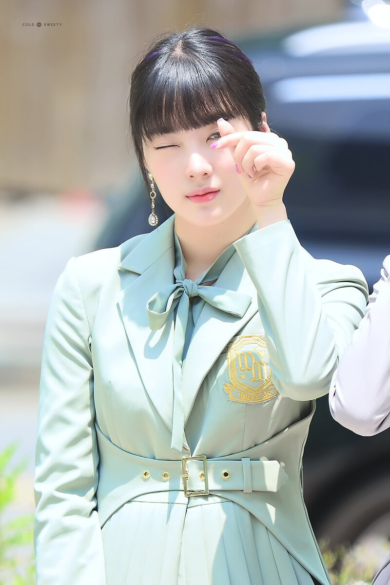 190615 Weki Meki Lucy at Show! Music Core Mini Fanmeet documents 5