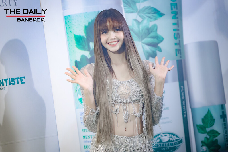 241113 LISA - DENTISTE Exclusive After Party documents 26