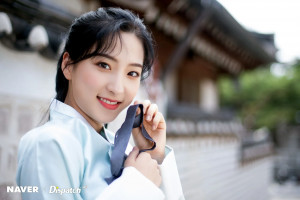 WJSN Eunseo 2018 Chuseok Greeting photoshoot by Naver x Dispatch
