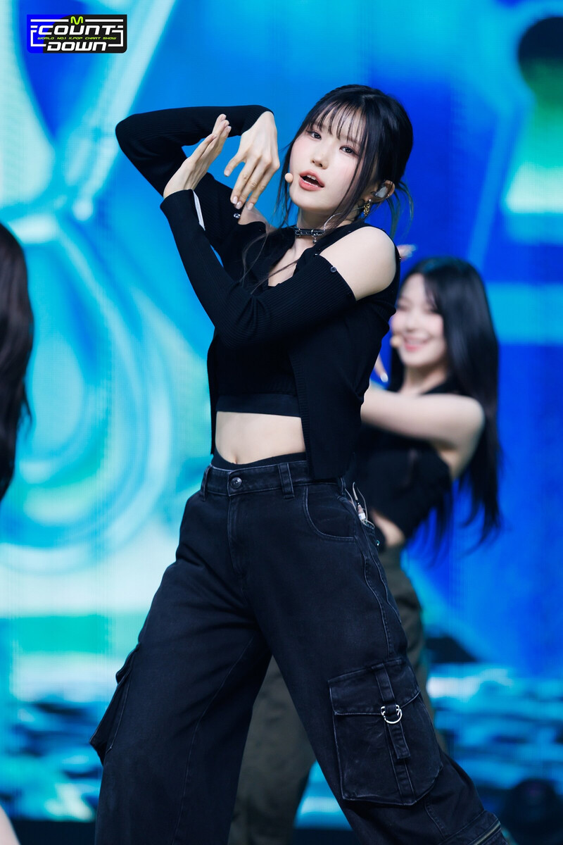 230608 fromis_9 Hayoung - '#menow' at M COUNTDOWN | kpopping