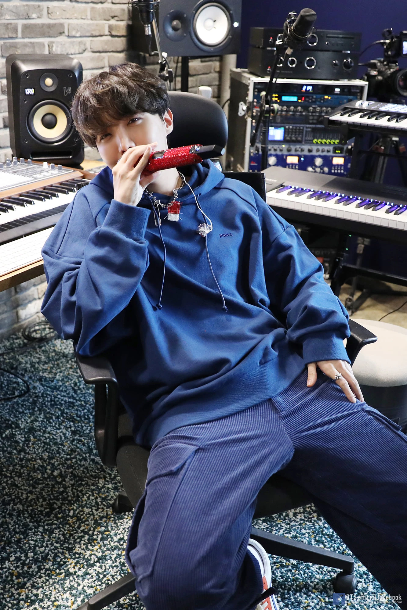 210218 BTS Facebook Update - 2021 J-Hope Day