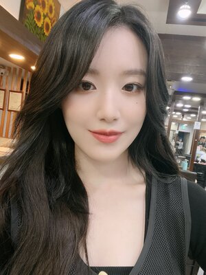 231116 - (G)I-DLE Twitter Update with SHUHUA