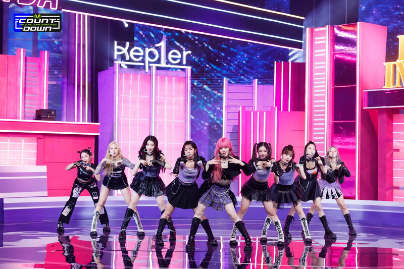 220113 Kep1er - 'WA DA DA' at M Countdown documents 7